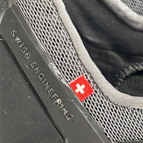 On Cloud Claud-venture Peak Mission grip Performance Shoes Black size 9 black - Picture 7 of 16